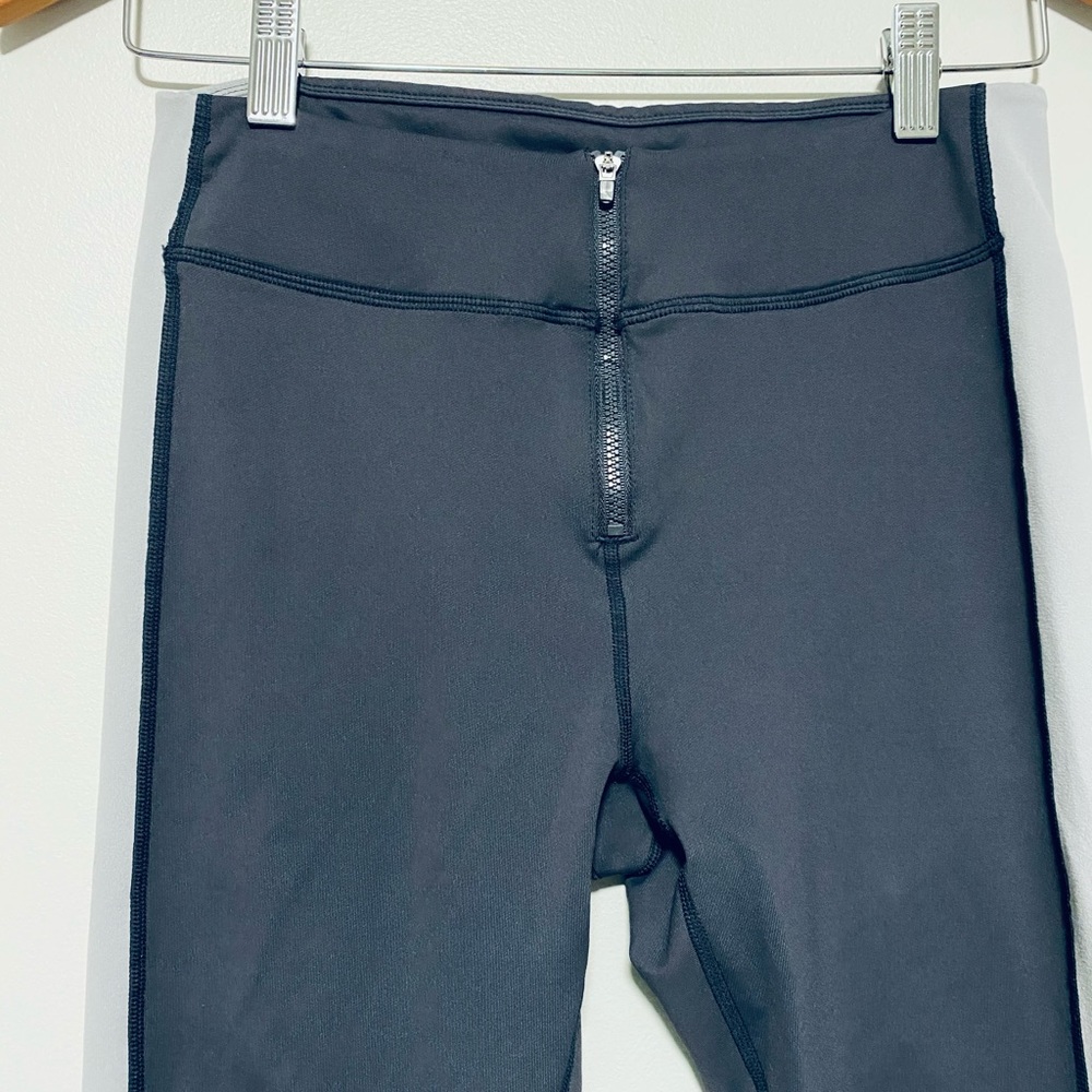 FABLETICS LEGGINGS - Picture 3 of 7